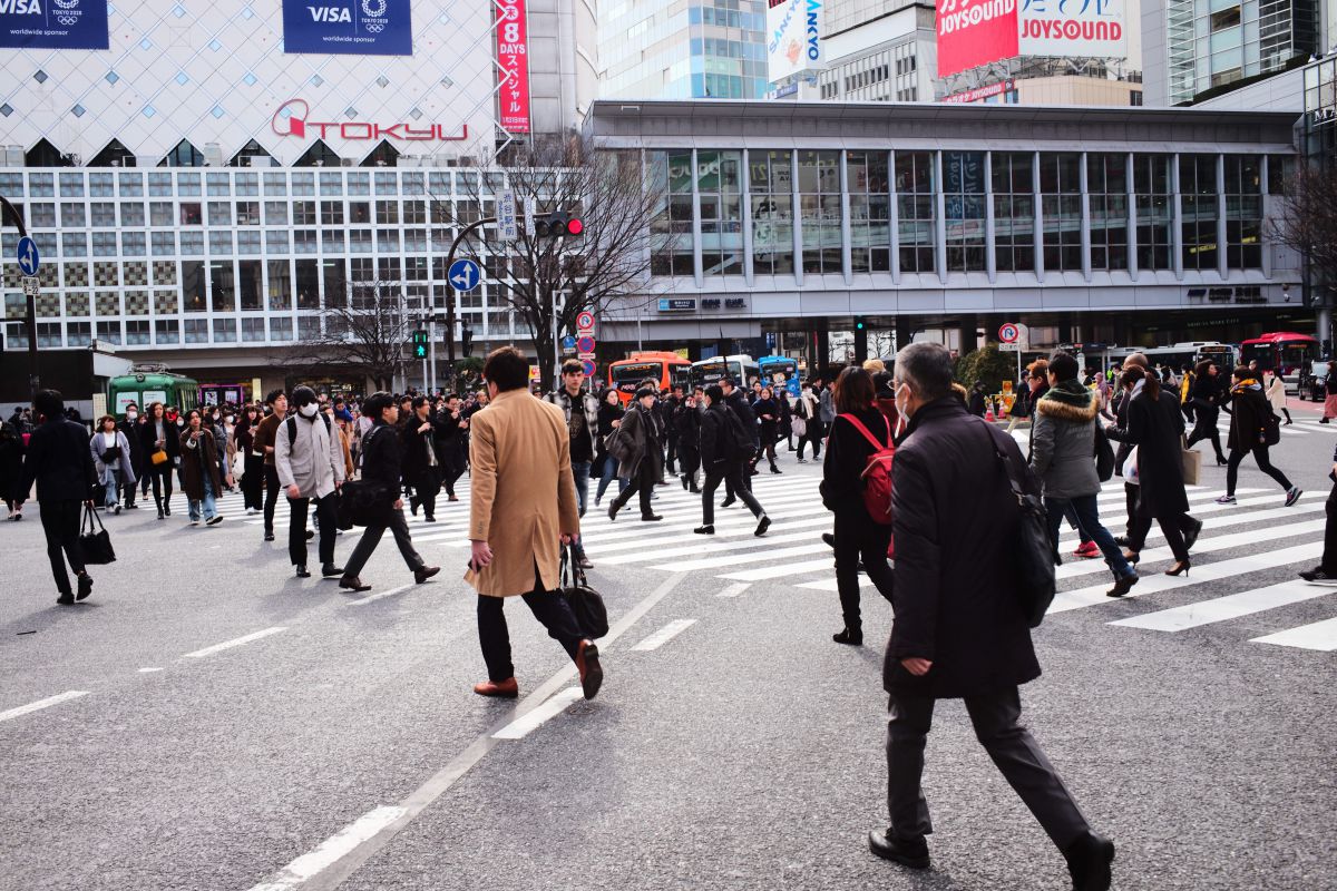 渋谷スクランブル交差点 街並み 建物 街並み Ganref