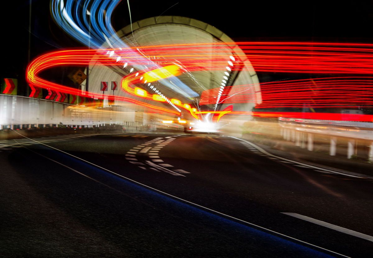 トンネル 2 GANREF