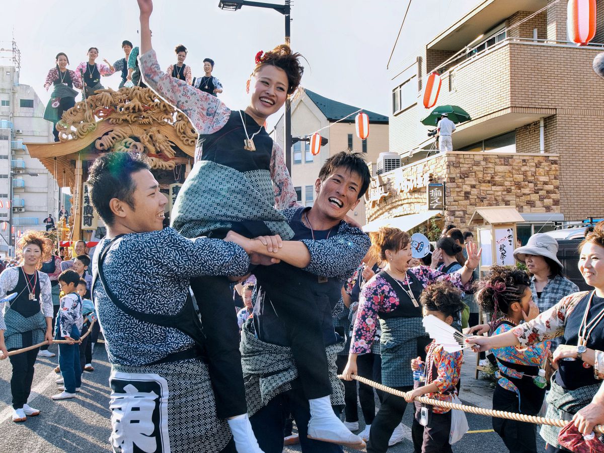 ショット数2002回✨Olympus E-510 発表会 野外撮影に❣️ オリンパス E-510 レビュー - 我がカメラこそ我が意志