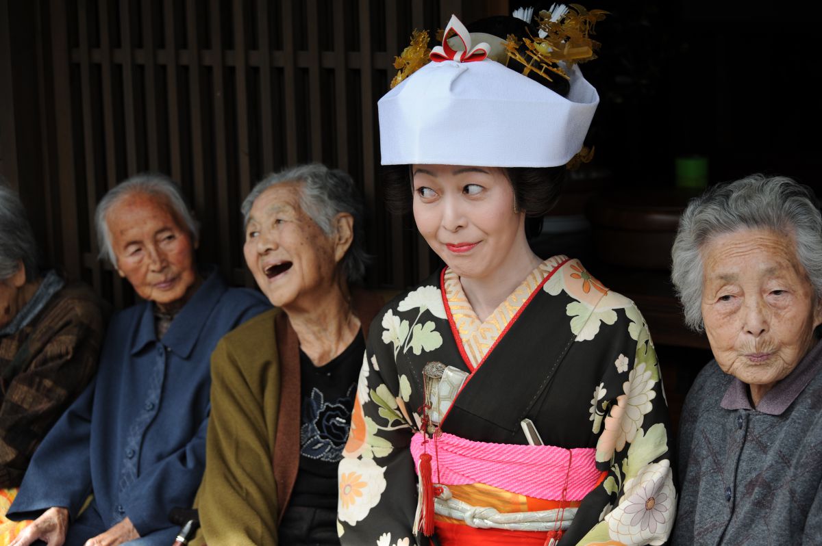 嫁ぐ日 人物 女性 Ganref