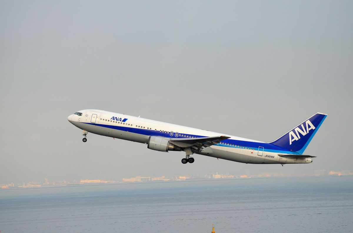 羽田空港第二ターミナル Ana離陸 乗り物 交通 航空機 空港 Ganref 羽田空港第二ターミナル Ana離陸 乗り物 交通 航空機 空港 Ganref