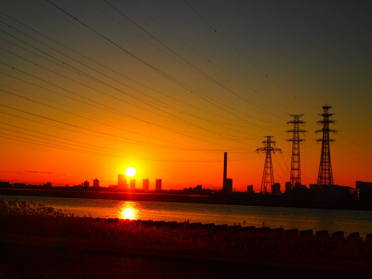 夕日が背中を押してくる 自然 風景 水辺 Ganref