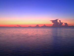 夏の雲 夏の日の巨大な雲 | GANREF