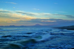江ノ島の朝焼け、 江ノ島 朝焼け[10126000344]の写真・イラスト素材｜アマナイメージズ