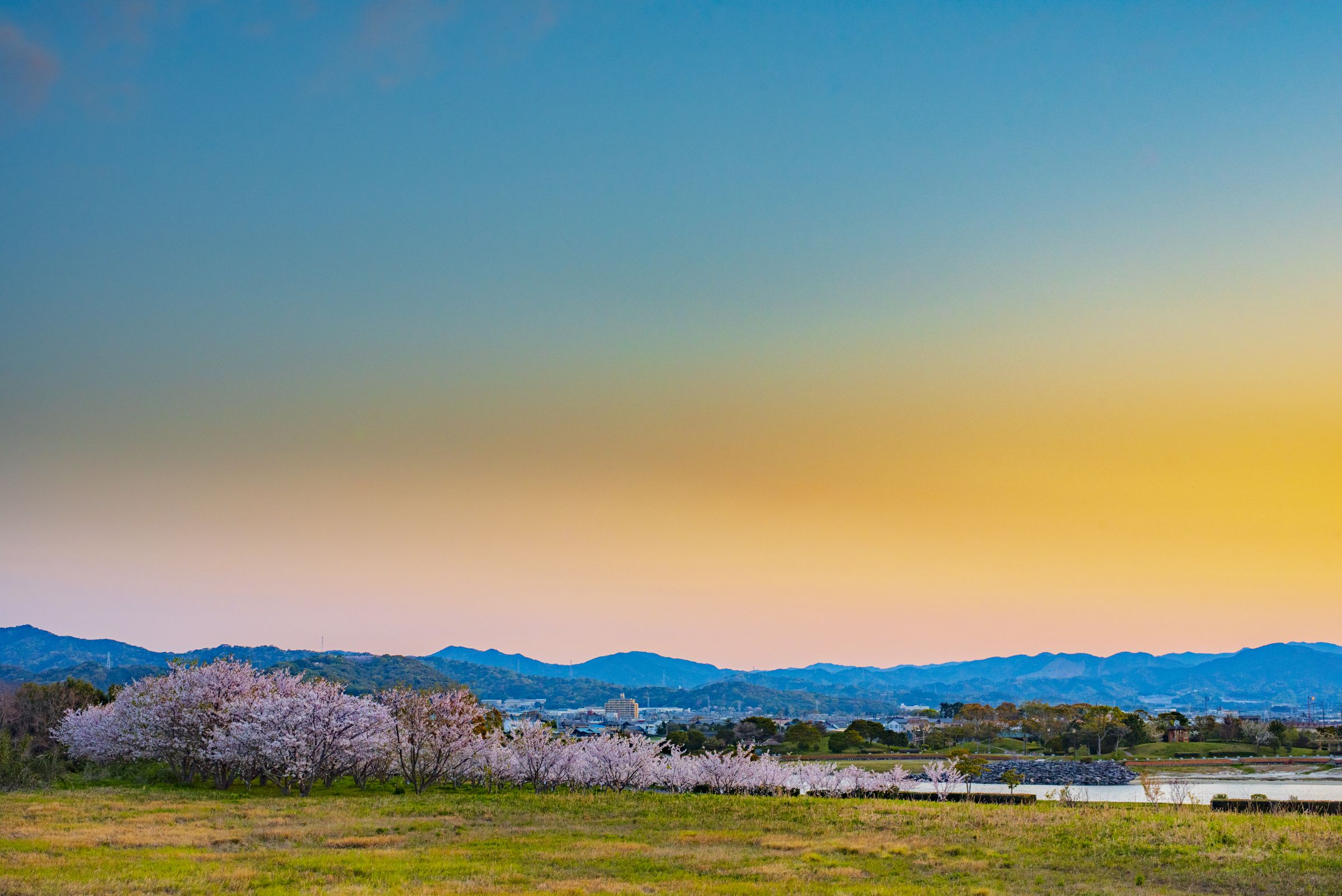 春の朝空 Gradation-春の朝- | GANREF