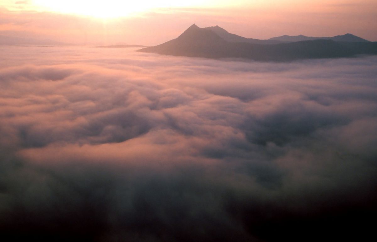 霧の摩周湖 自然 風景 湖沼 Ganref