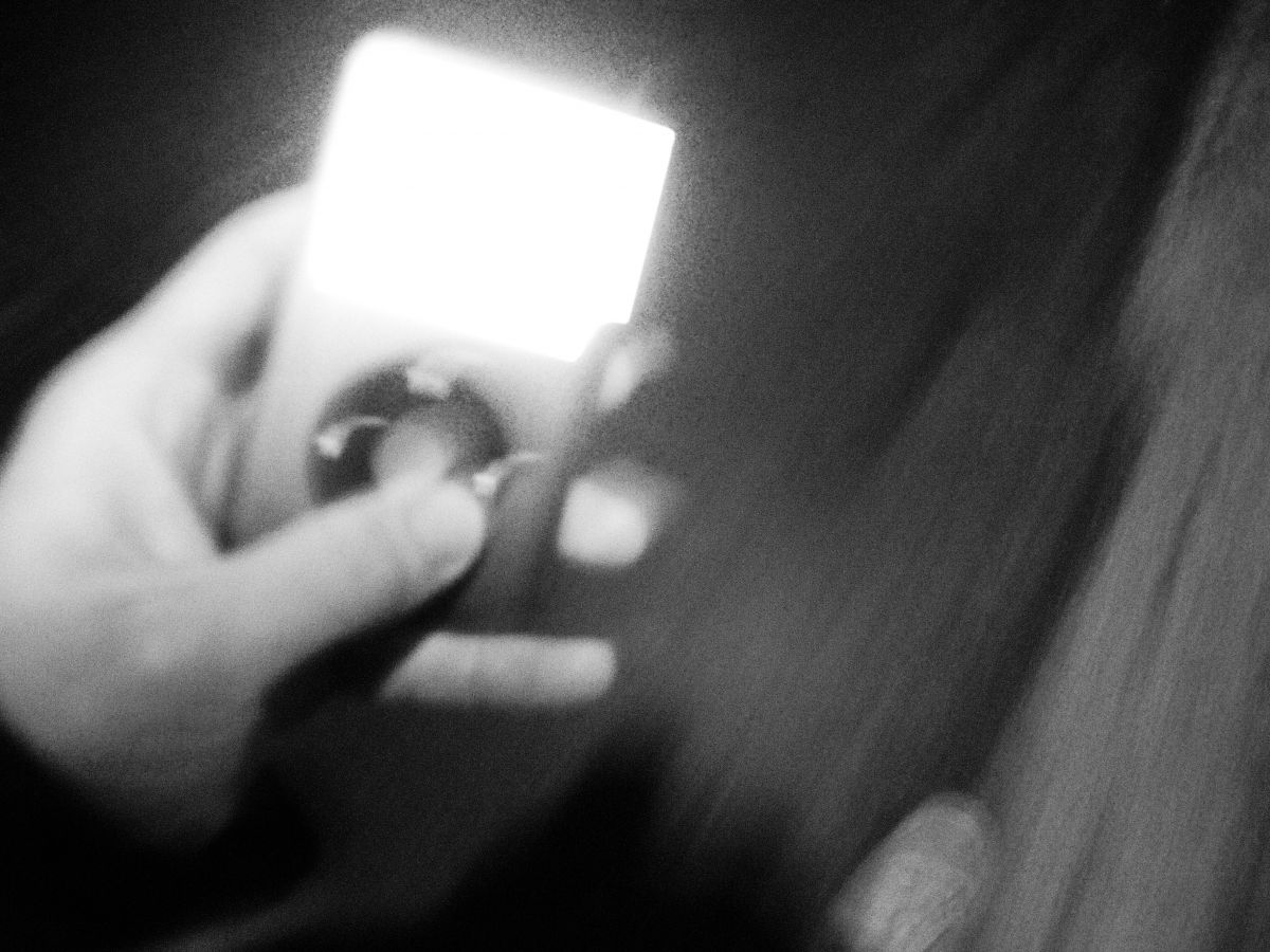 味のあるモノクロ表現。Nikon COOLPIX P7000 | GANREF