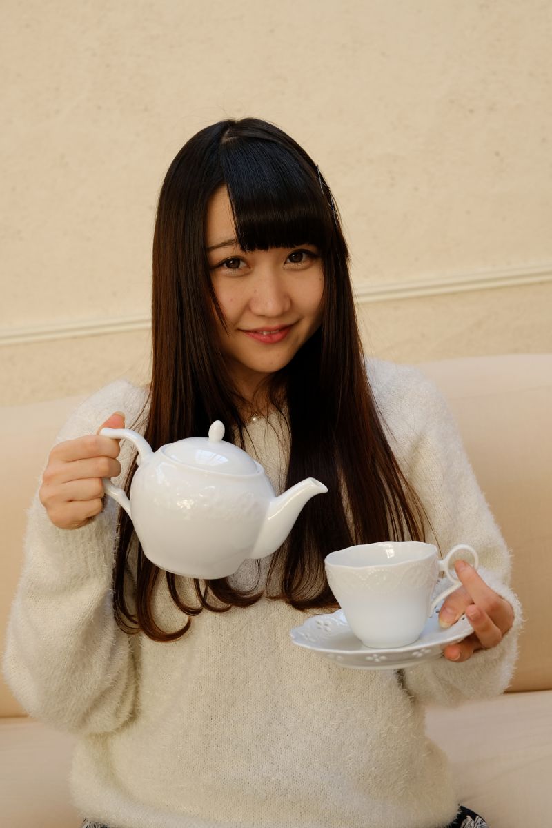 紅茶いれるね 人物 女性 Ganref