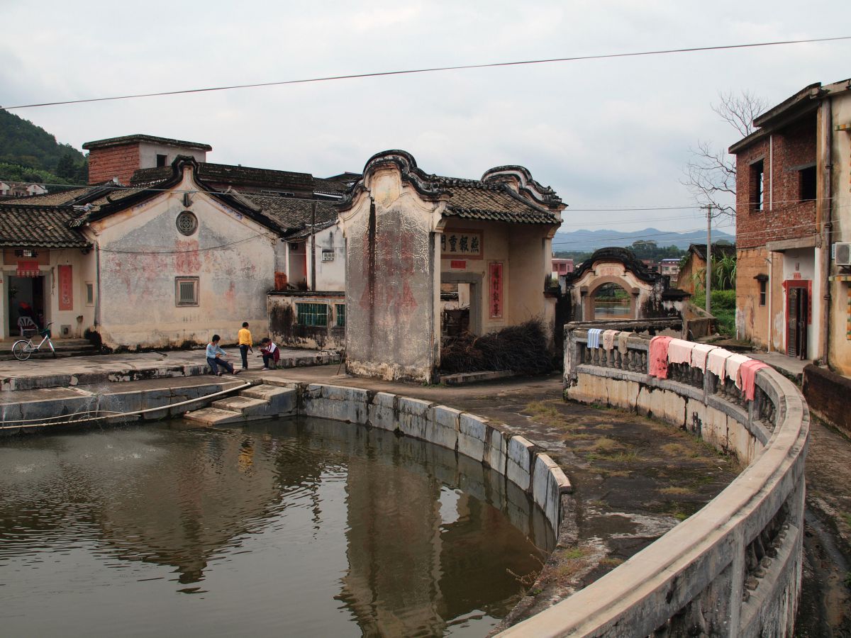これが中国だ 客家人の住居 街並み 建物 住宅 Ganref