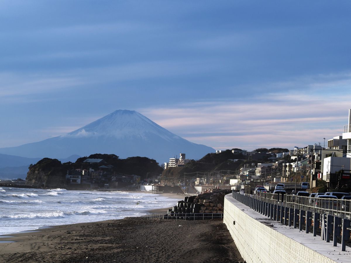 七里ヶ浜からの富士山  自然・風景 ＞ 山  GANREF