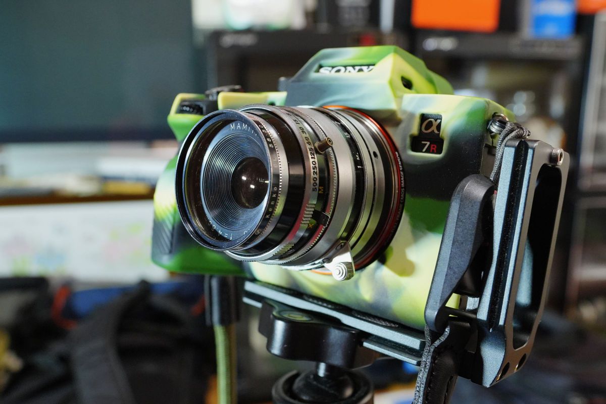 MAMIYA 35S から引き抜いたレンズ。MAMIYA-SEKOR T.2.8/4.8cm | GANREF