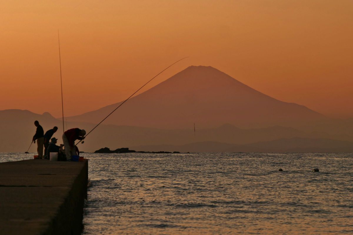 久留和海岸夕景。 | GANREF