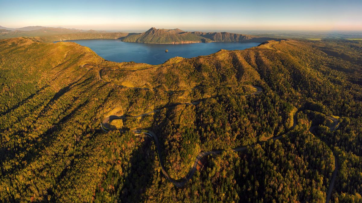 紅葉の北海道 ドローンによる空撮 | GANREF