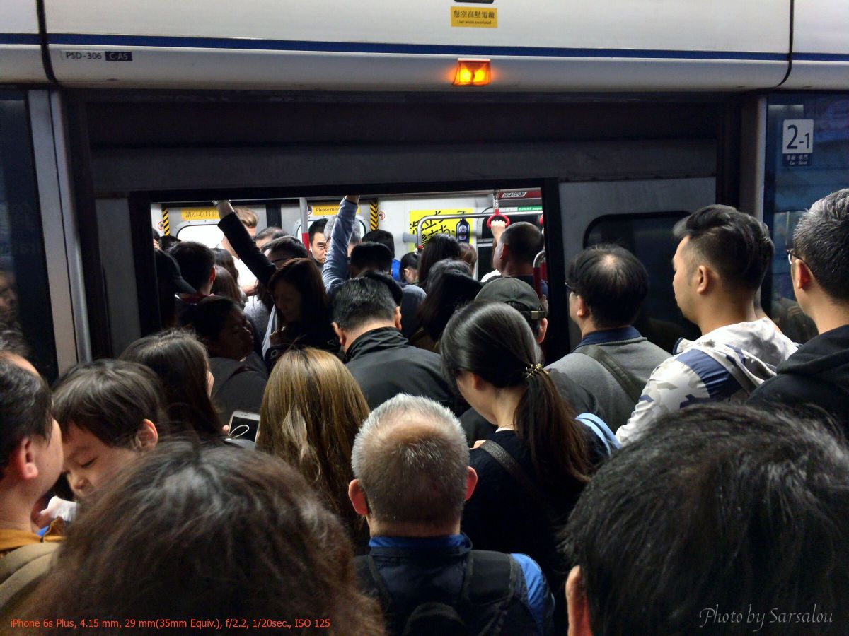 通勤ラッシュ 乗り物 交通 鉄道 駅 Ganref