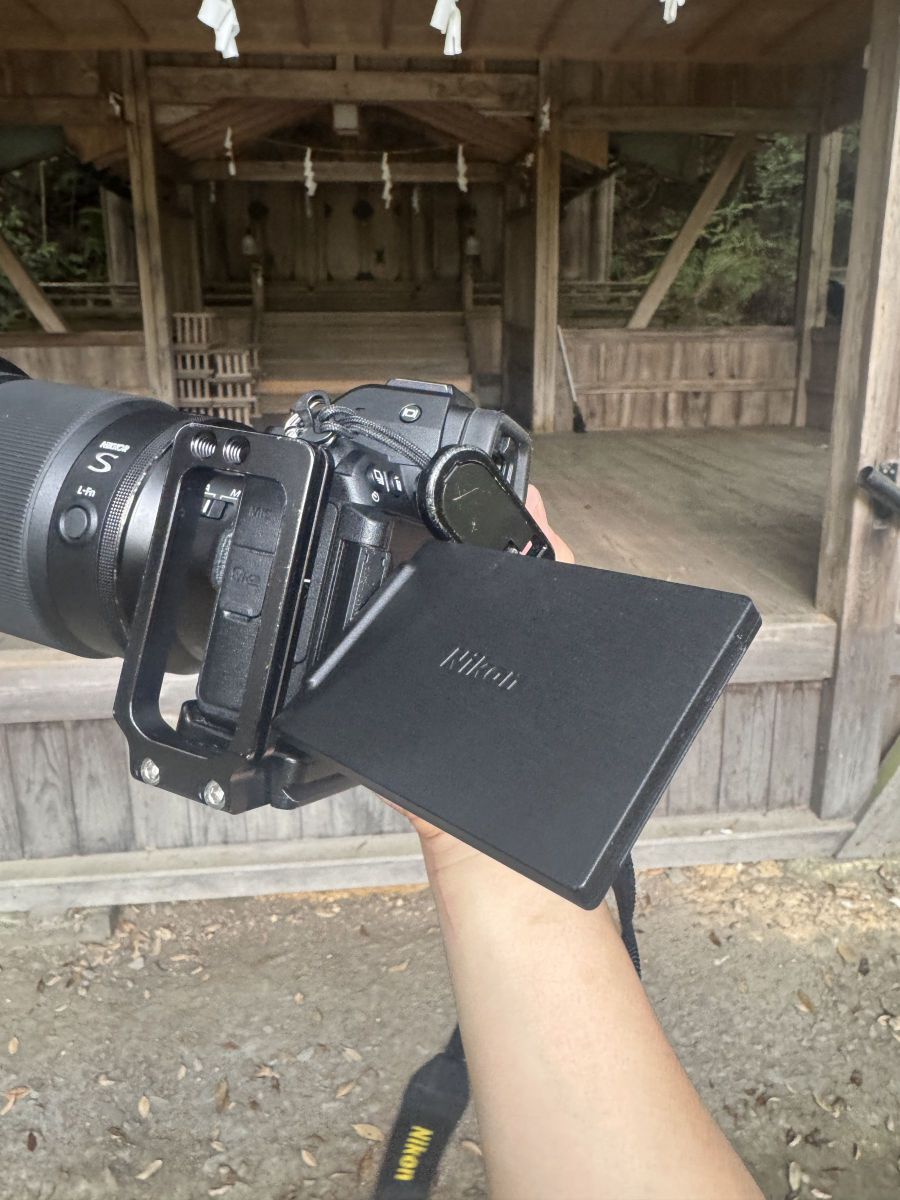 注目製品レビュー ニコン Z5II & Z6III No.19 あなたはバリアングル派