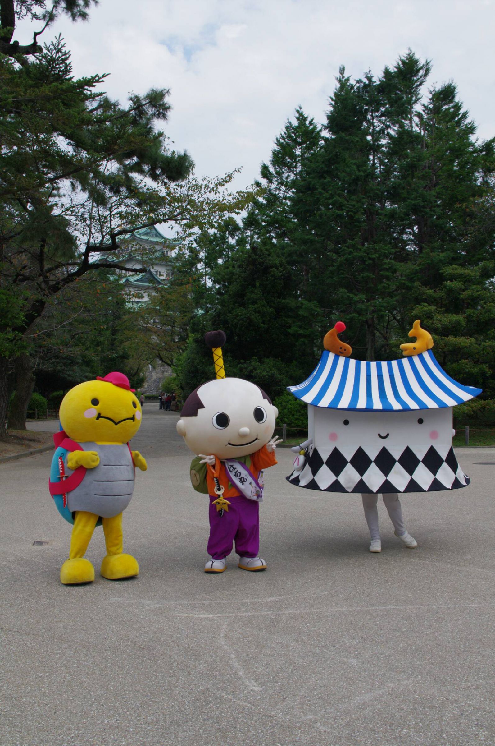 名古屋開府400年 はち丸 ぬいぐるみ 名古屋開府400年記念はちまるくん