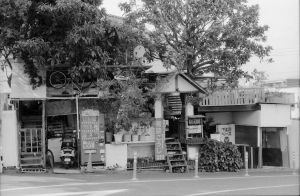 ふれふれ坊主 街並み 建物 店舗 Ganref