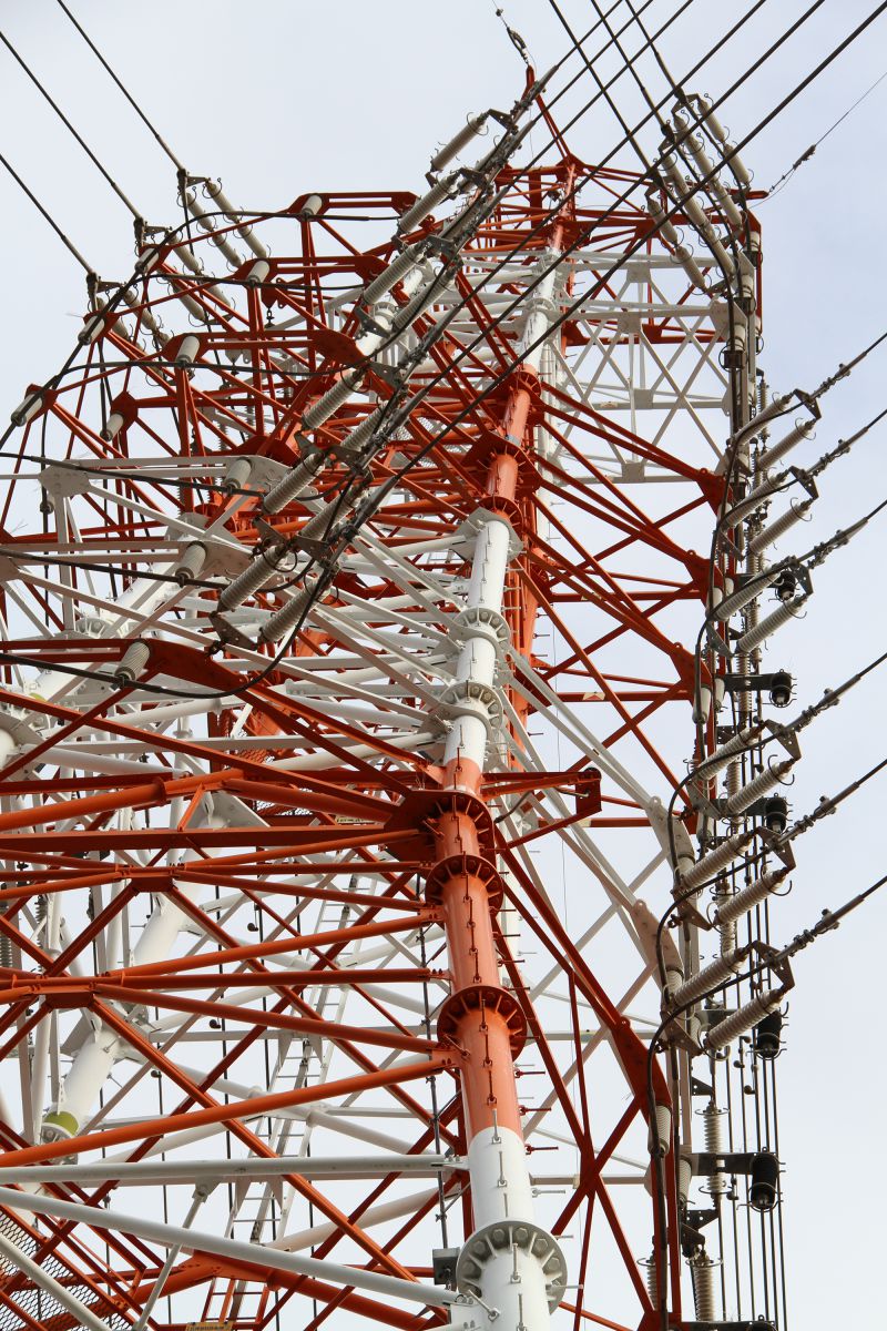 高圧線鉄塔 街並み 建物 ビル タワー Ganref
