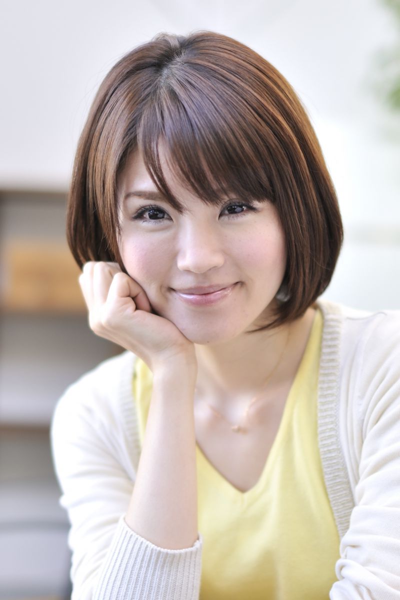 君の笑顔に乾杯 人物 女性 Ganref