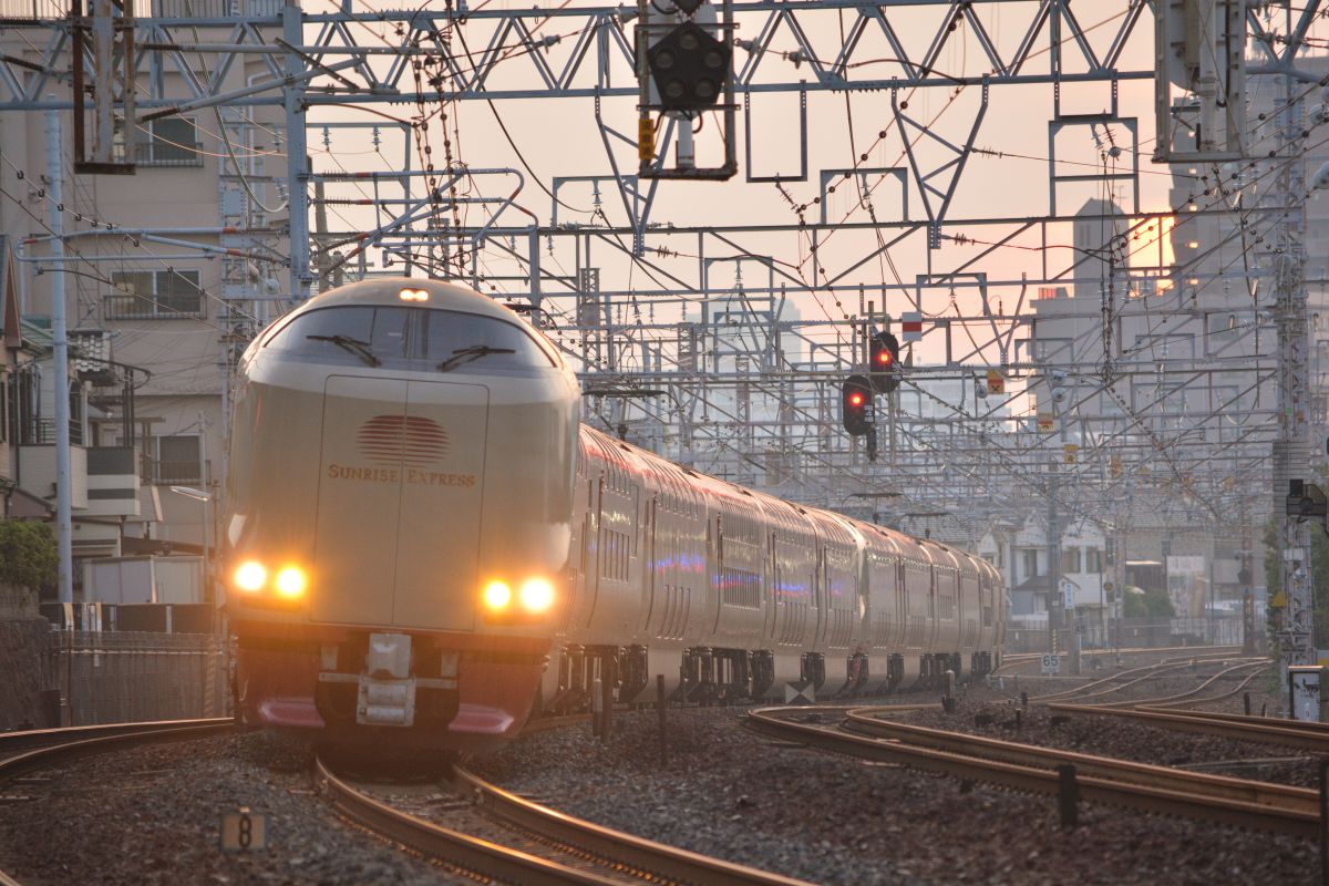 おはようサンライズ 乗り物 交通 鉄道 駅 Ganref