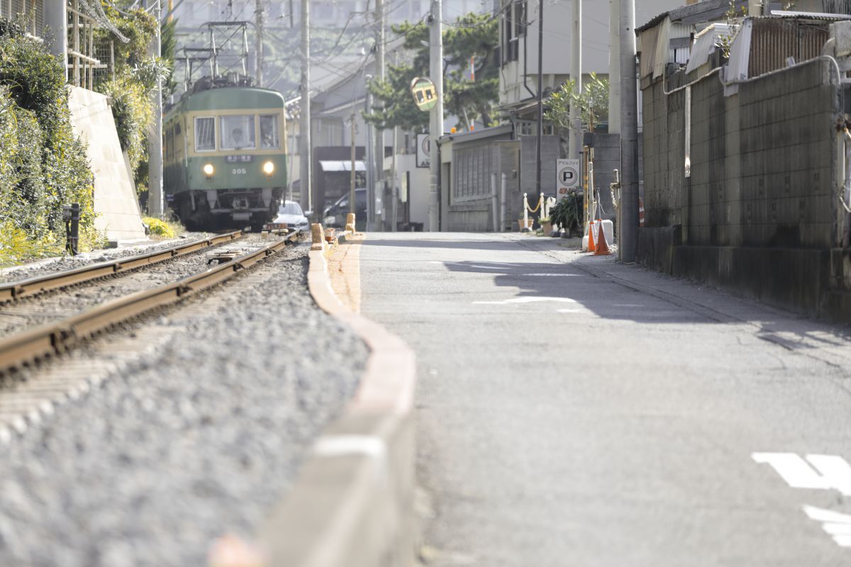 海街diary 歩くようなスピードで 乗り物 交通 鉄道 駅 Ganref