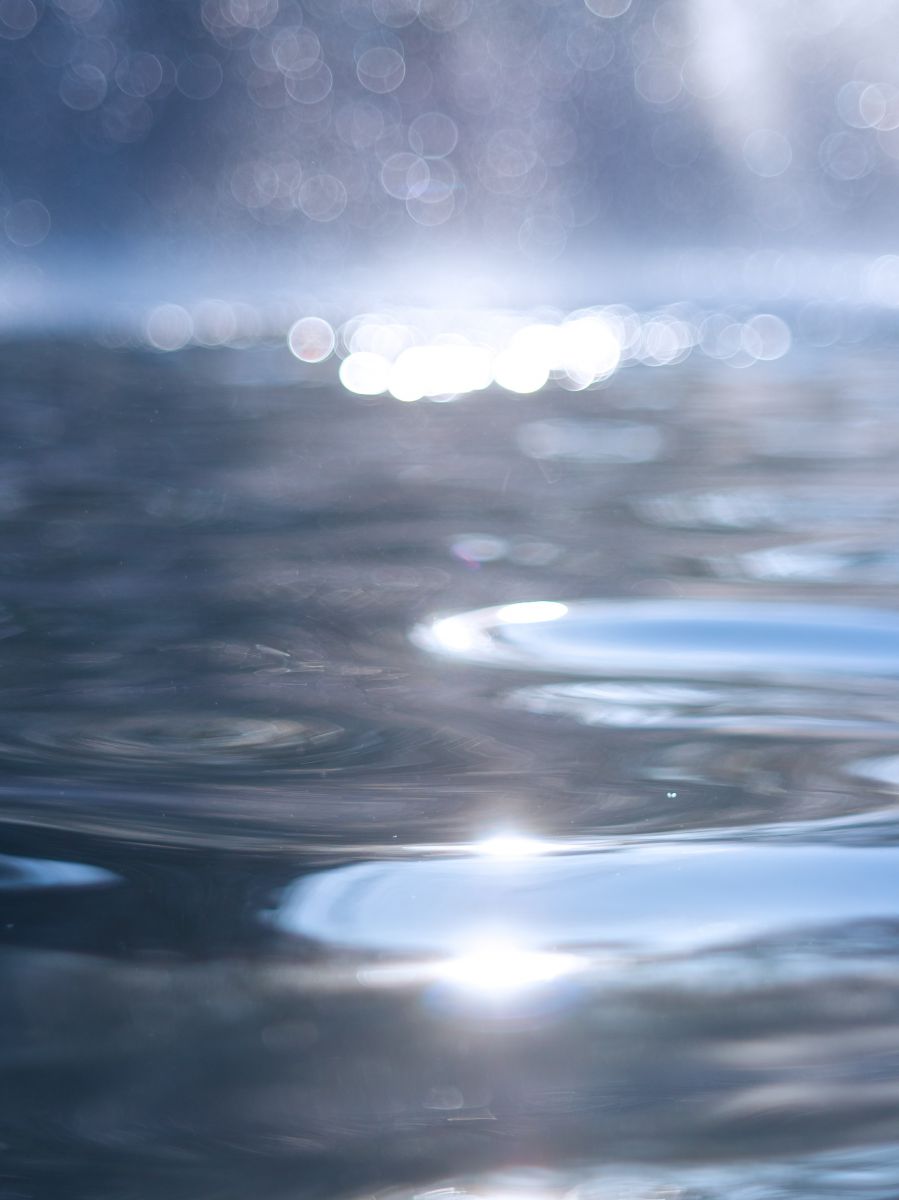 水面の光点 自然 風景 水辺 Ganref