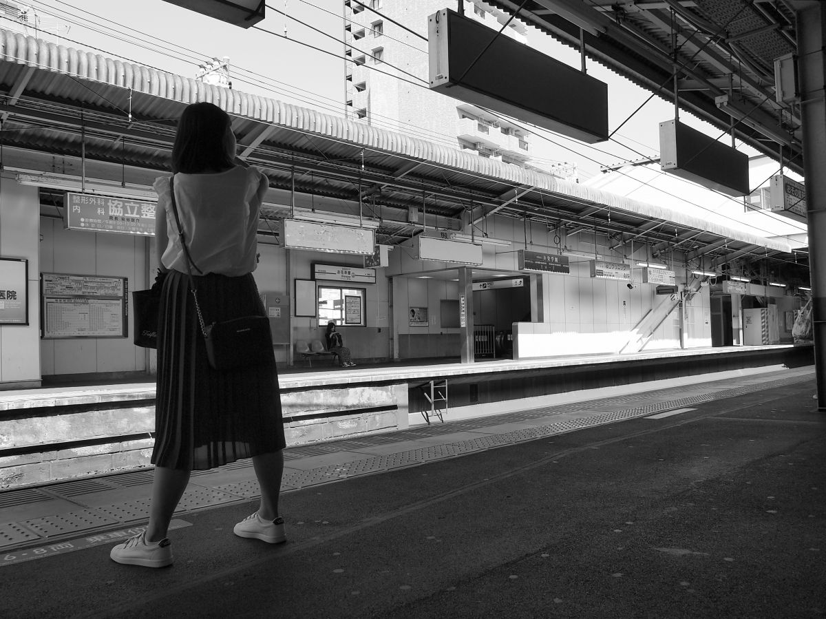 待つ 乗り物 交通 鉄道 駅 Ganref