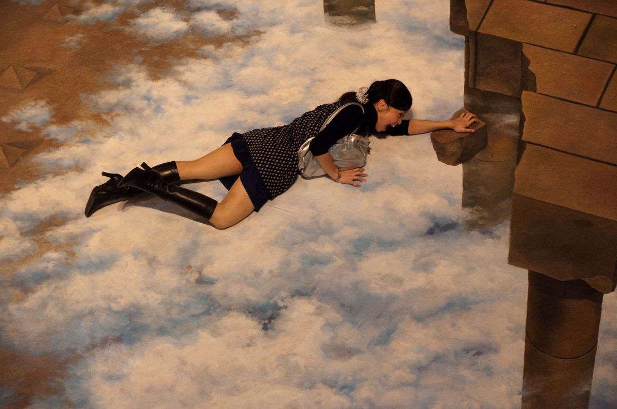 落ちる 人物 女性 Ganref