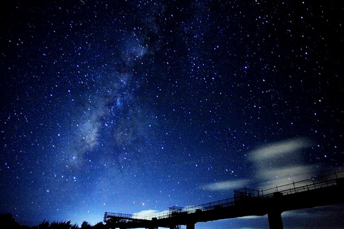 石垣島の天の川 自然 風景 宇宙 天体 Ganref 石垣島の天の川 自然 風景 宇宙 天体 Ganref