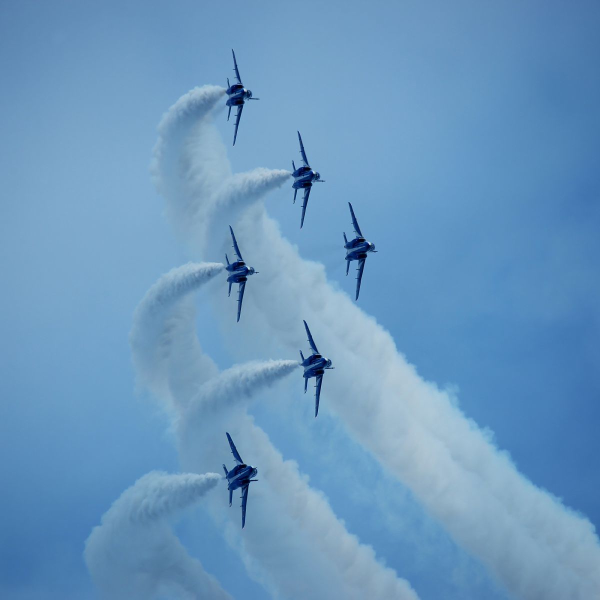 １枚岩のバレルロール 乗り物 交通 航空機 空港 Ganref