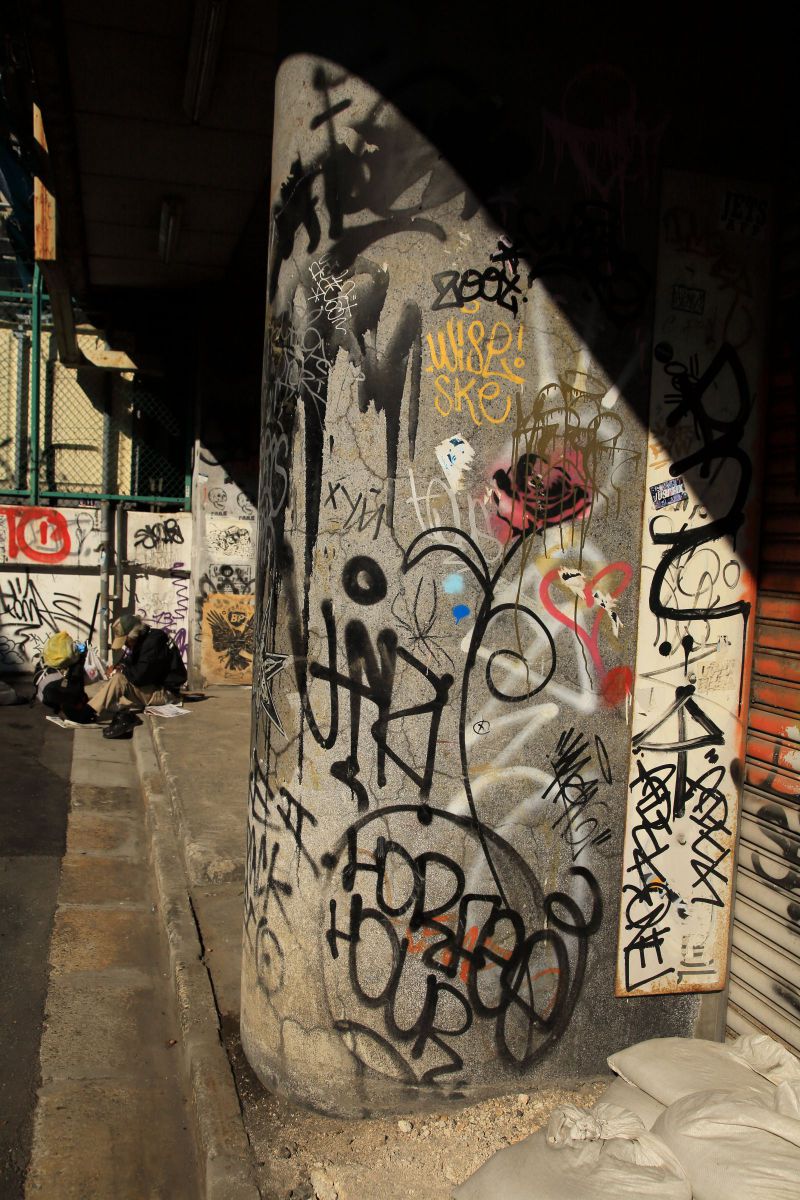 落書き MDAwMDA1MDQ3OQ_MC45NzY0NTUwMCA