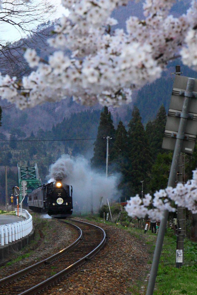 鉄道のある風景 | GANREF