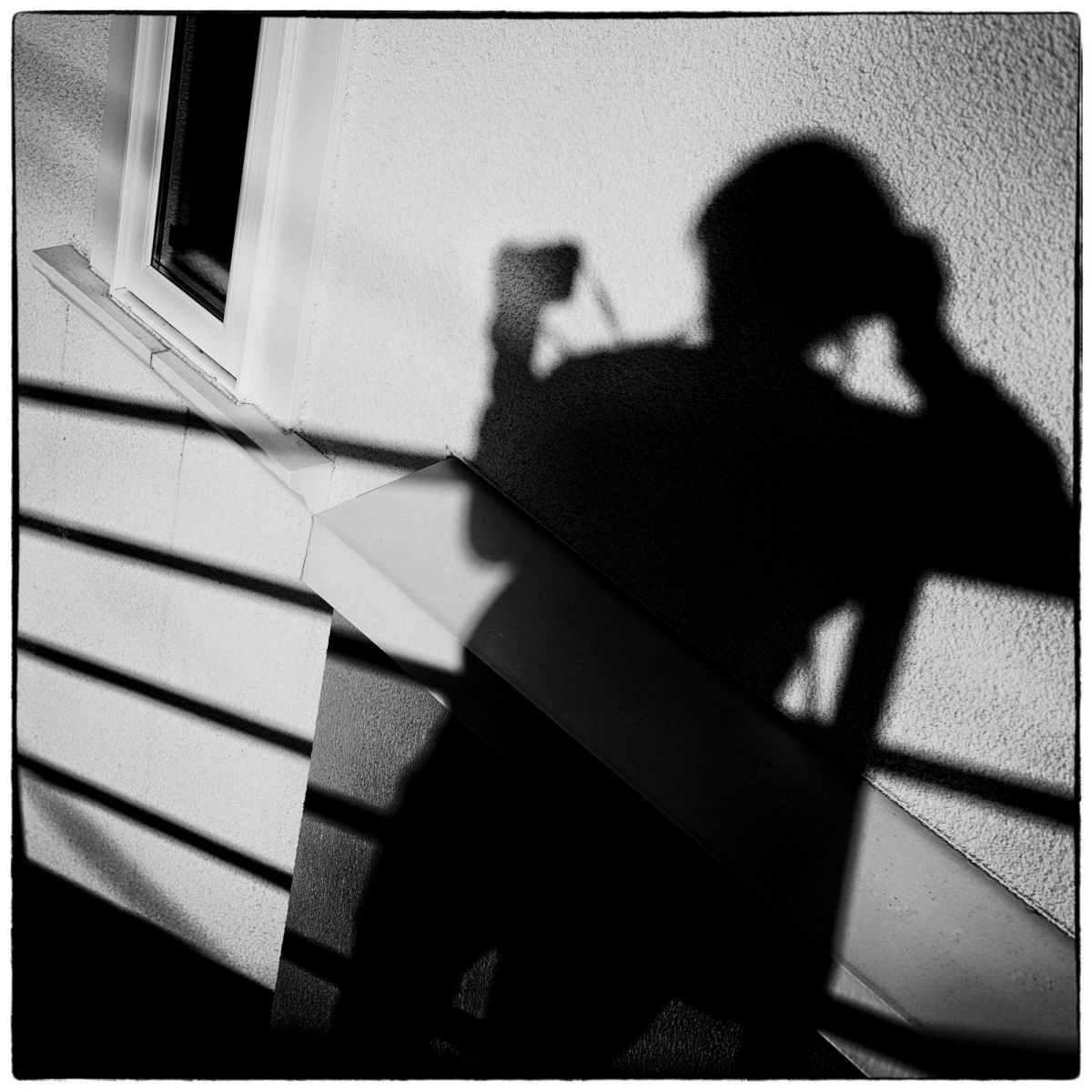 relaxing shadow by myself. | GANREF