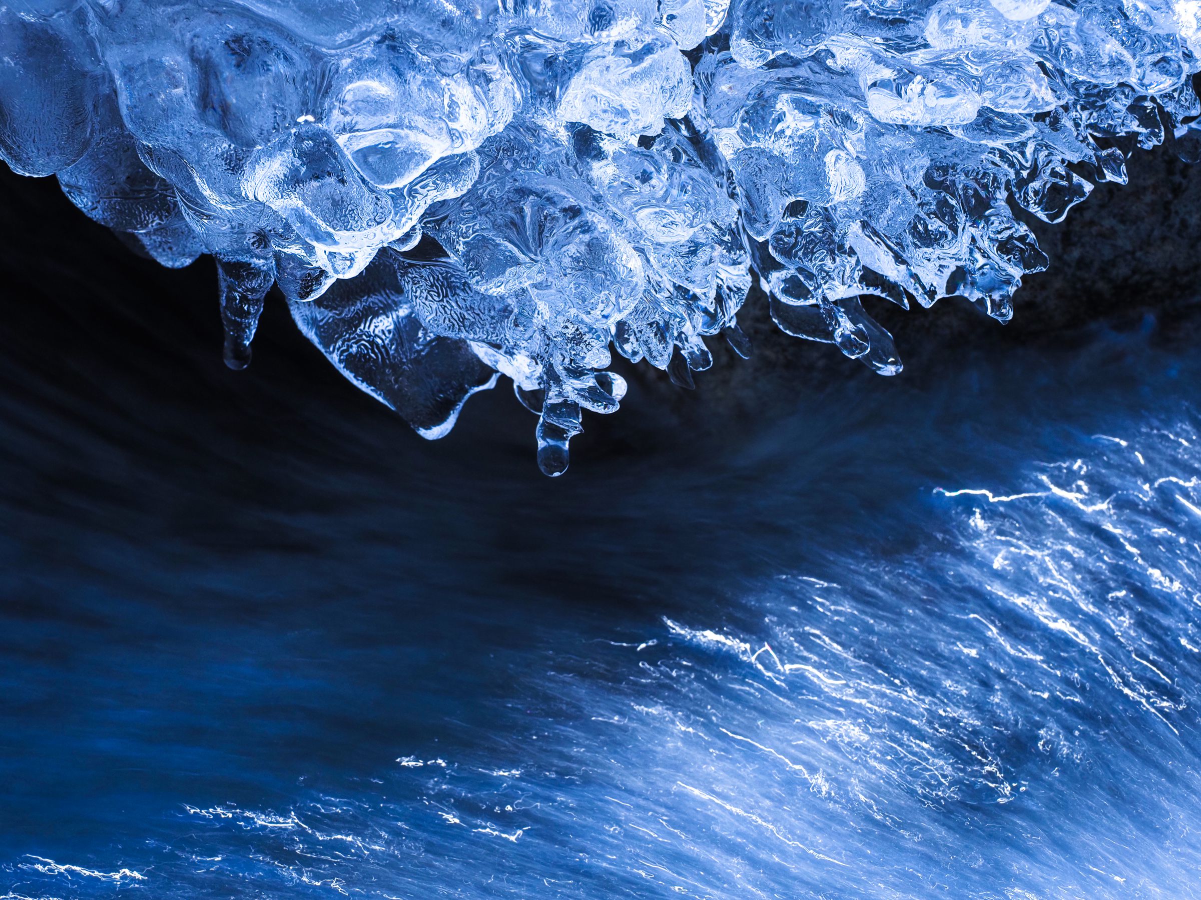 静と動 ＠氷の世界 | GANREF