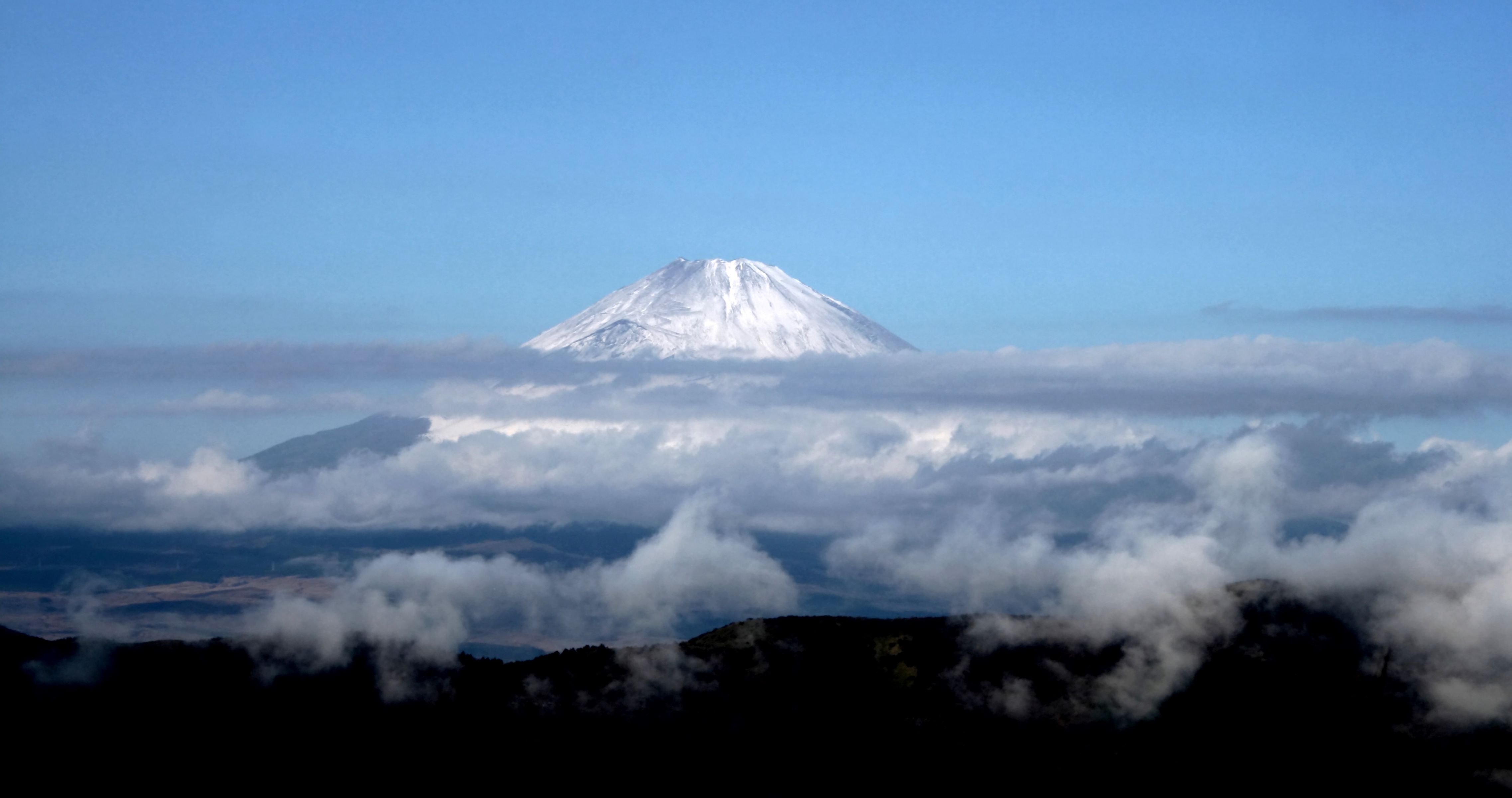 富士山にたなびく雲 | GANREF