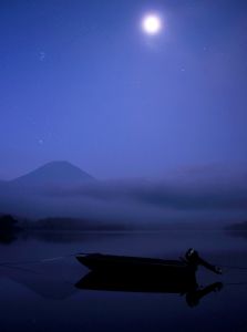 夜霧の月夜 | GANREF