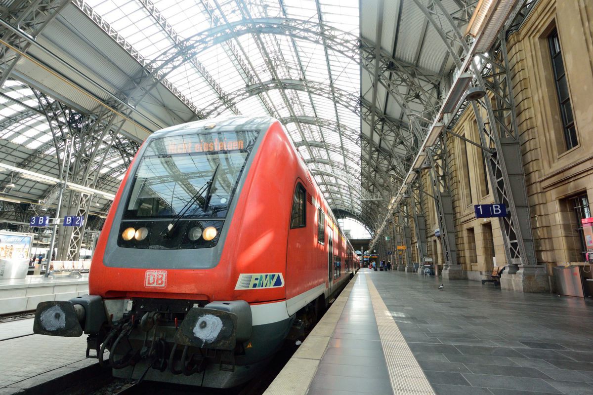 フランクフルト中央駅 世界 ヨーロッパ Ganref