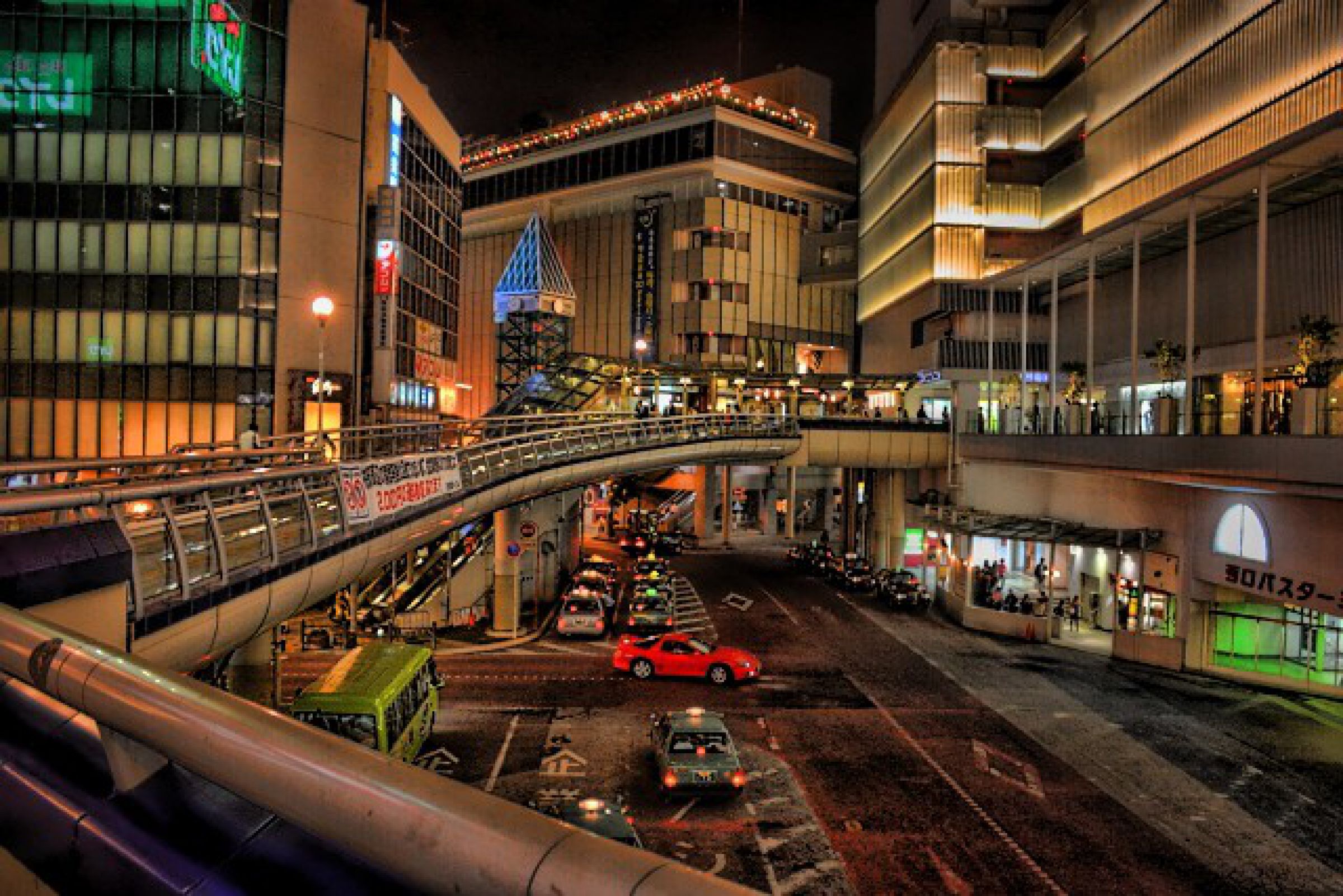 柏 駅 西口