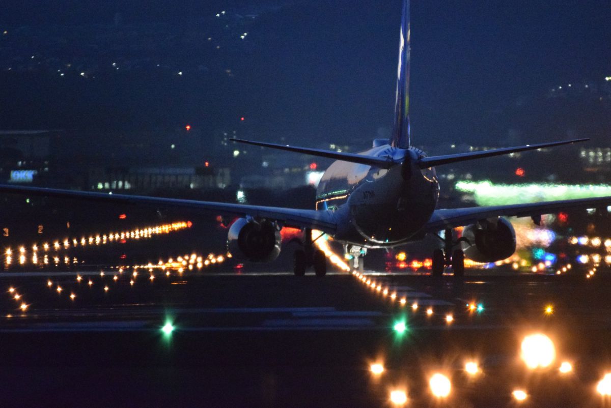 ナイトフライトへ 乗り物 交通 航空機 空港 Ganref