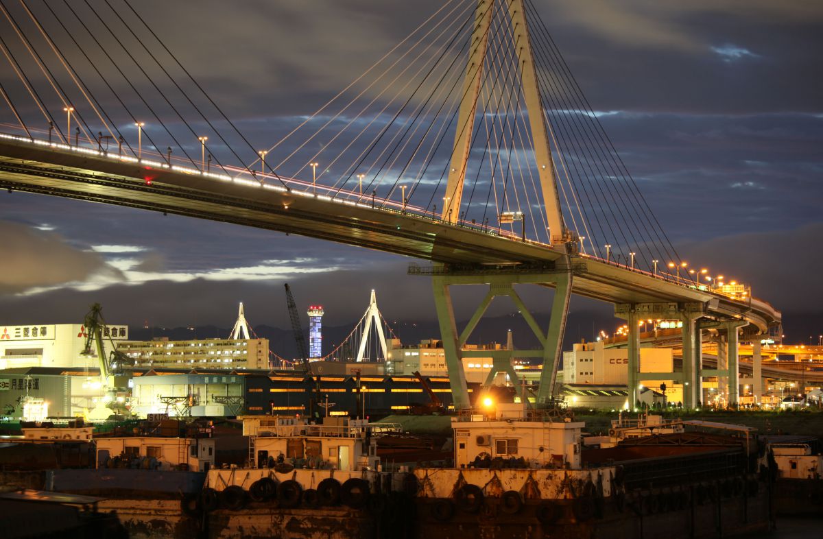 夜の湾岸線 街並み 建物 夜景 Ganref