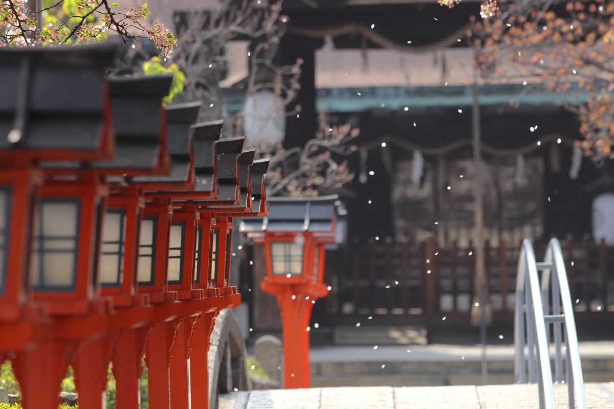 春が往く 街並み 建物 神社 寺 教会 Ganref