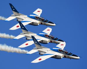 ブルーインパルス　青い衝撃 ♪ブルーインパルス 