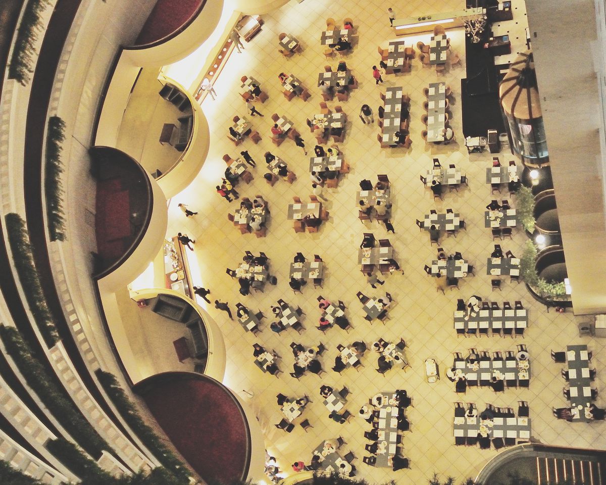 朝食花壇 人物 仲間 友人 集団 Ganref