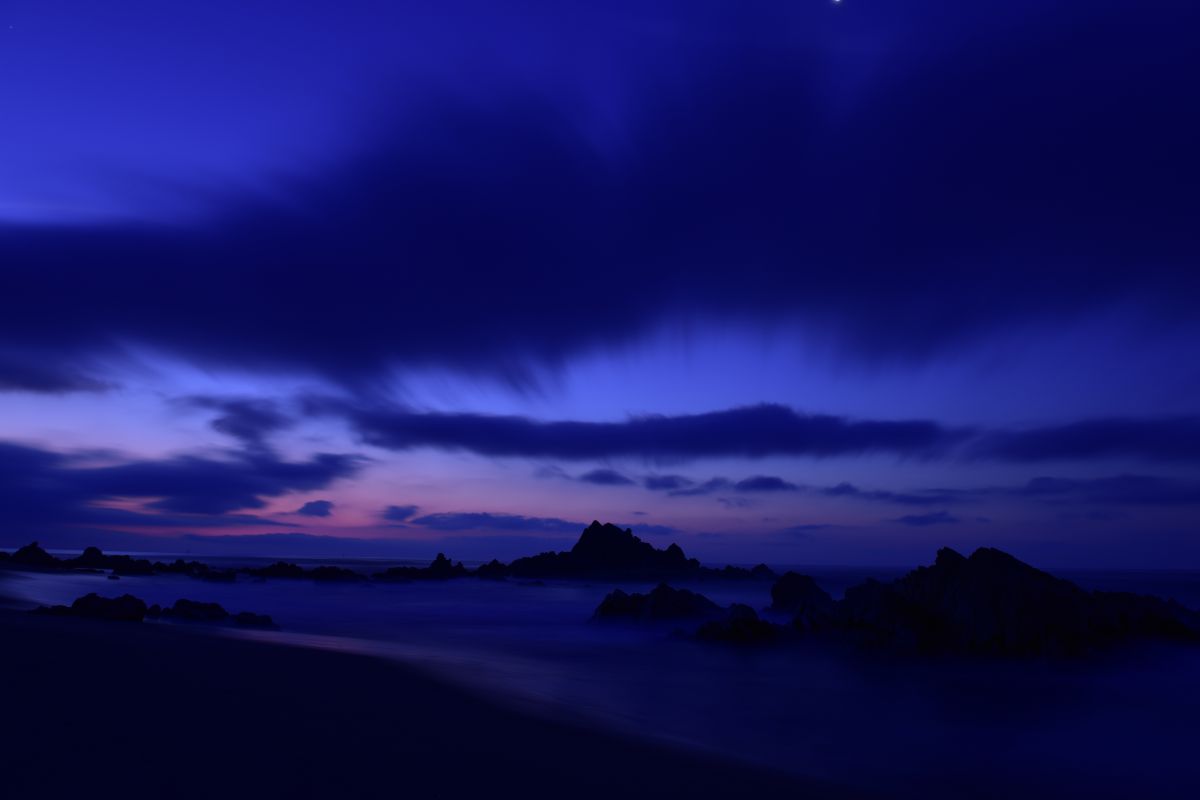 日の出 ブルーモーメント 自然 風景 海 Ganref