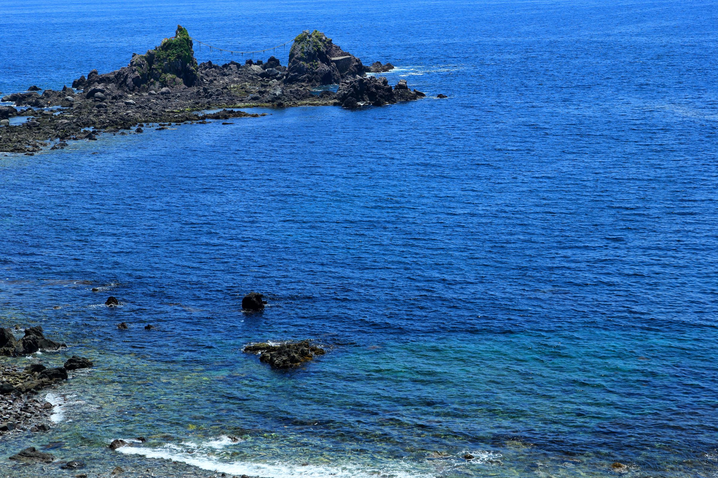 真鶴の青い海 | GANREF