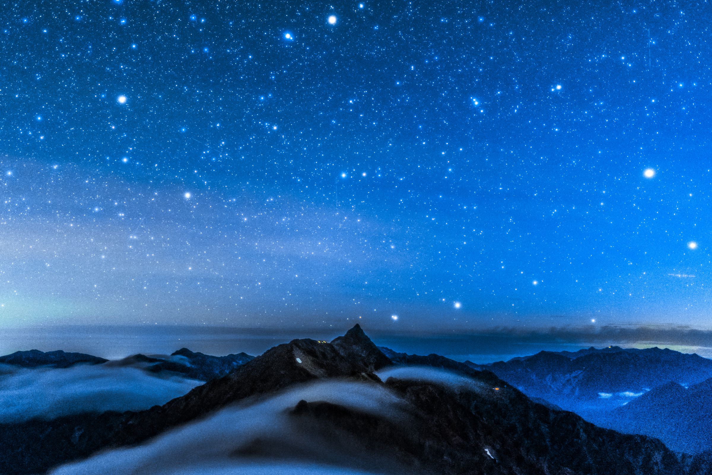 夜空 槍ヶ岳星景 3106mより | GANREF