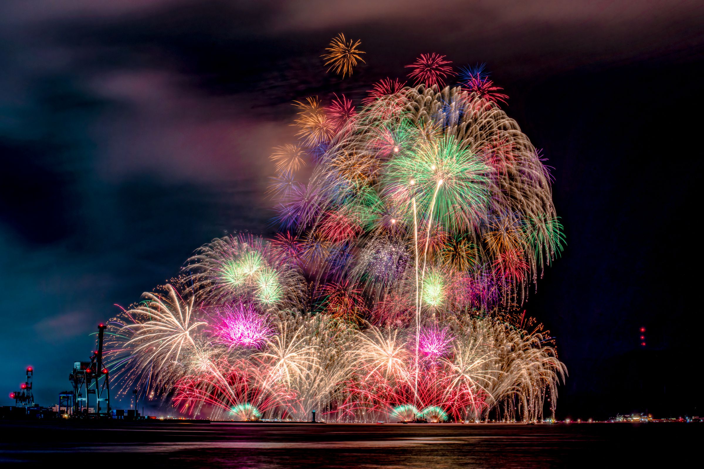 6年ぶりに開催 敦賀の花火大会です！ | GANREF