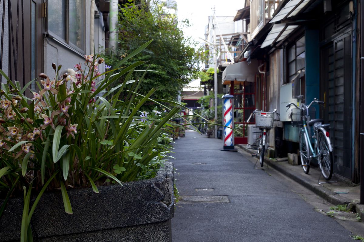 床屋路地 街並み 建物 街並み Ganref