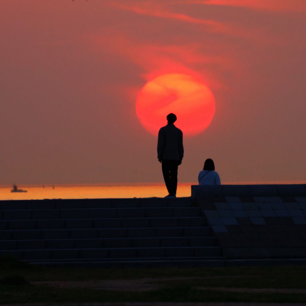 At sunset | GANREF