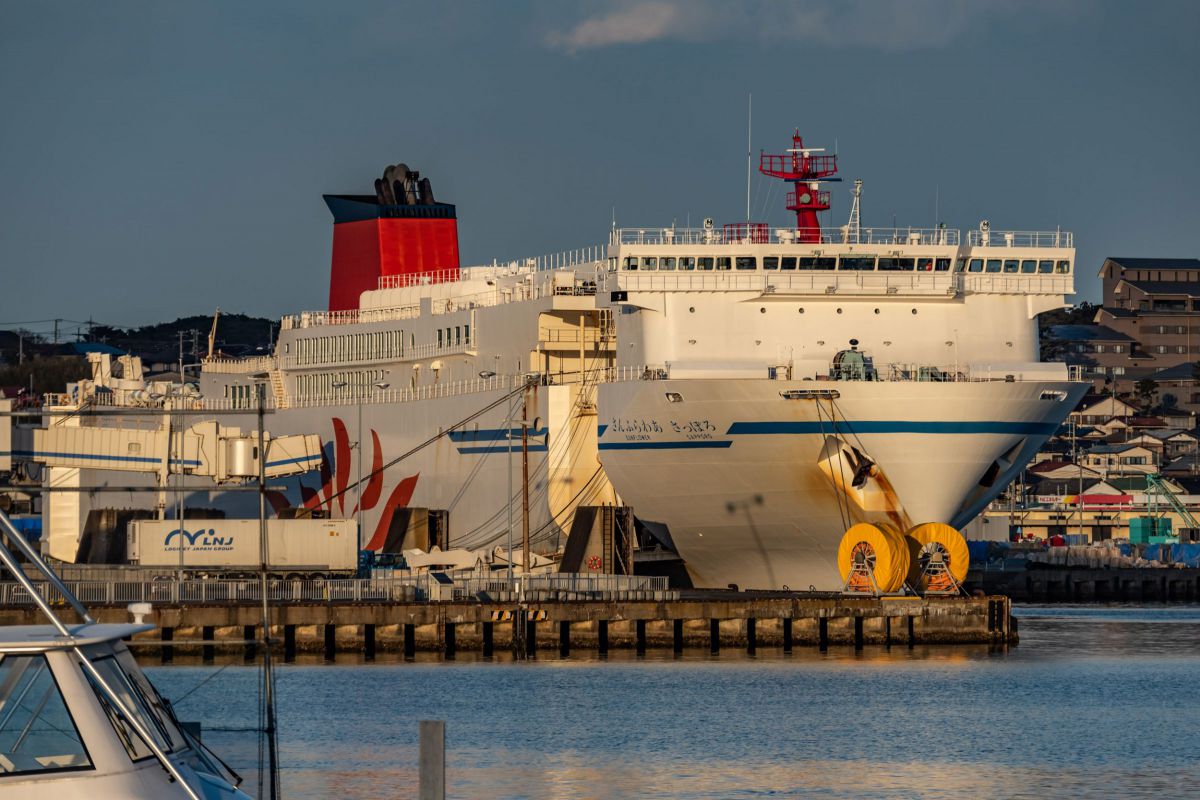 さっぽろおさんぽ日和 Amazon.co.jp: さっぽろおさんぽ日和 新装改訂版 : すずき もも: 本